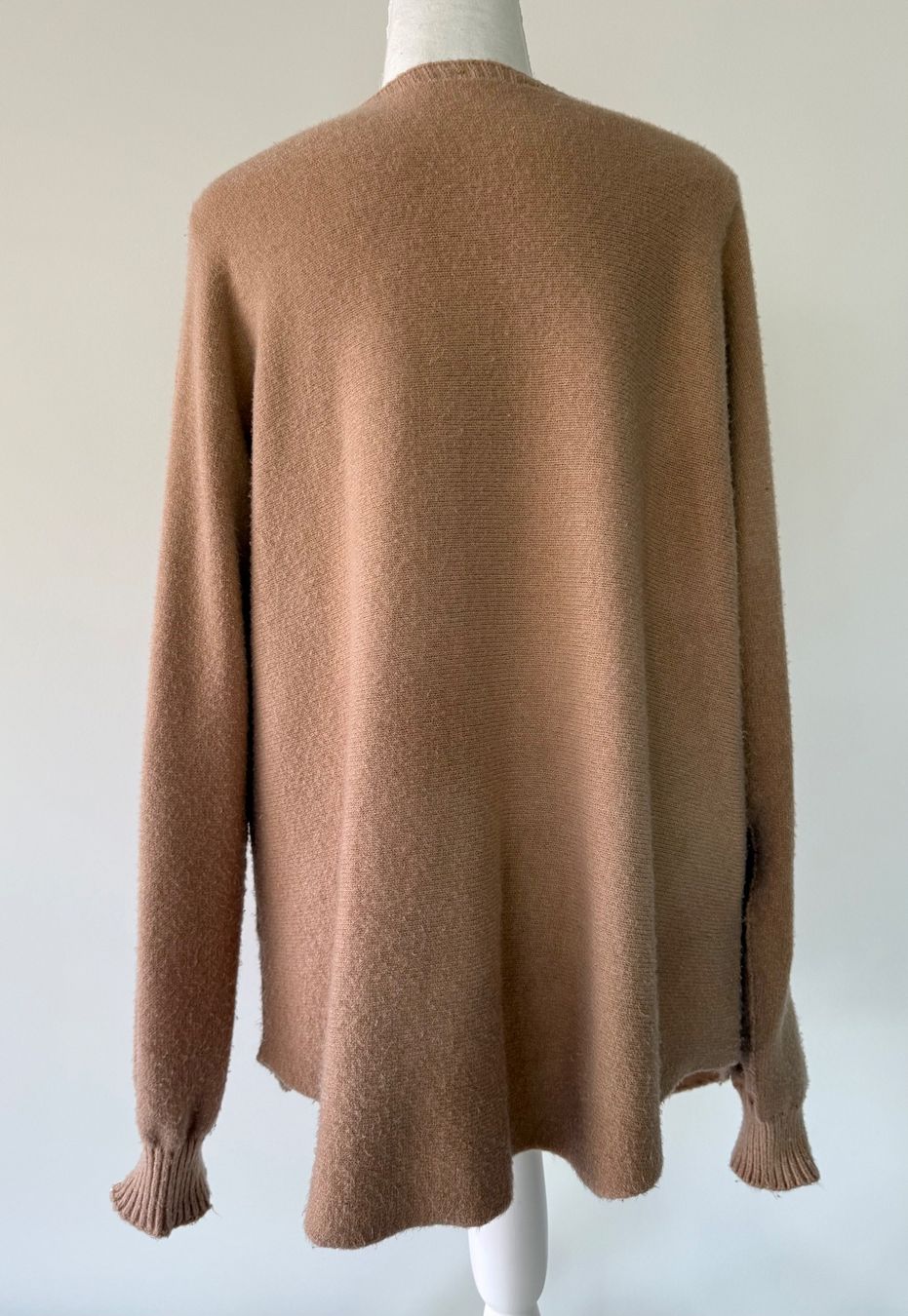 Pullover & Sweatshirts: Damen Pullover Camel  V-Ausschnitt Gr. S – Gebraucht aus Weiningen ZH von san_7hsm 1