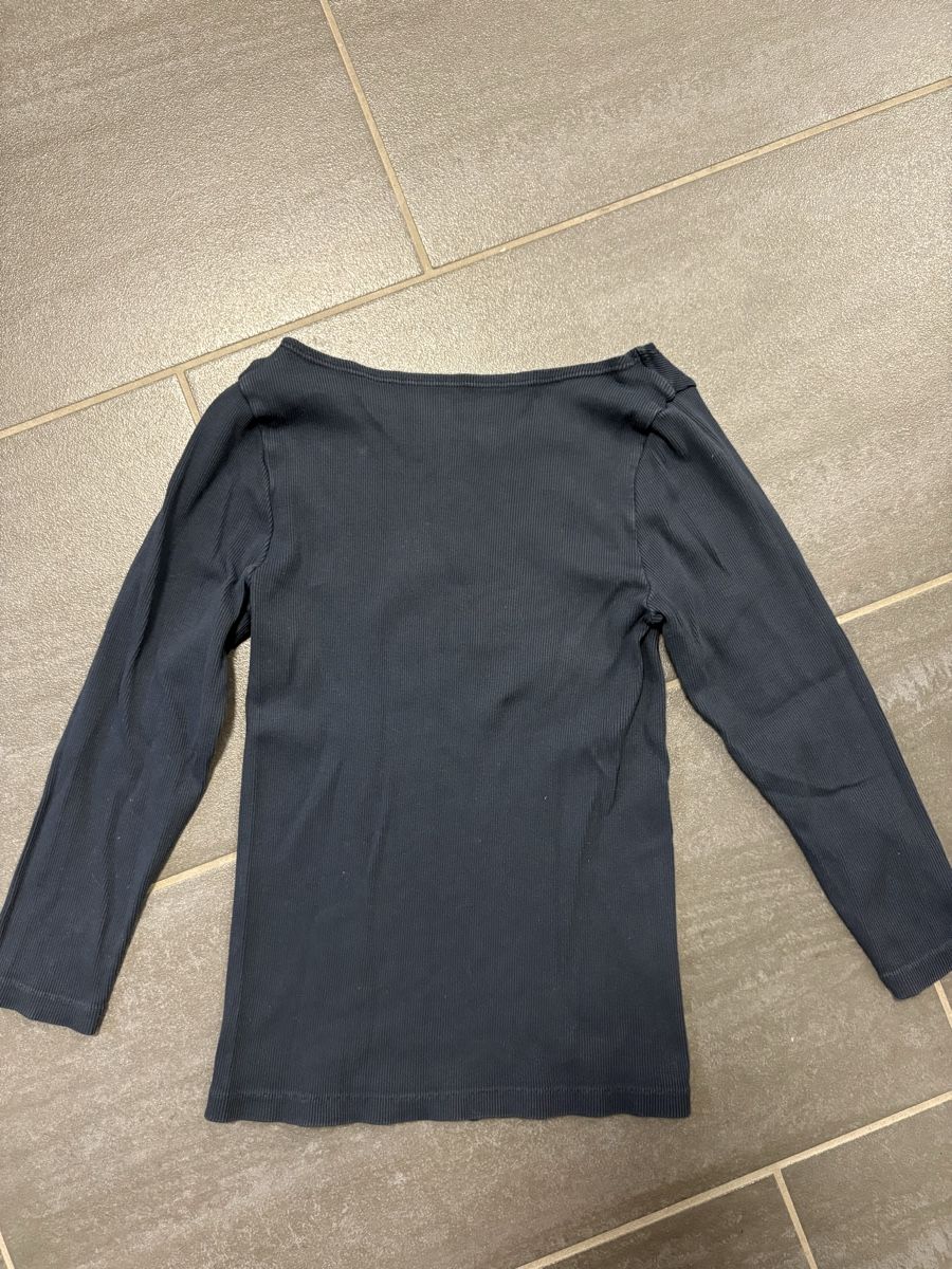 Brandy Melville T-shirts: Brandy Melville longsleeve – D'occasion à Rümlang par svent 3