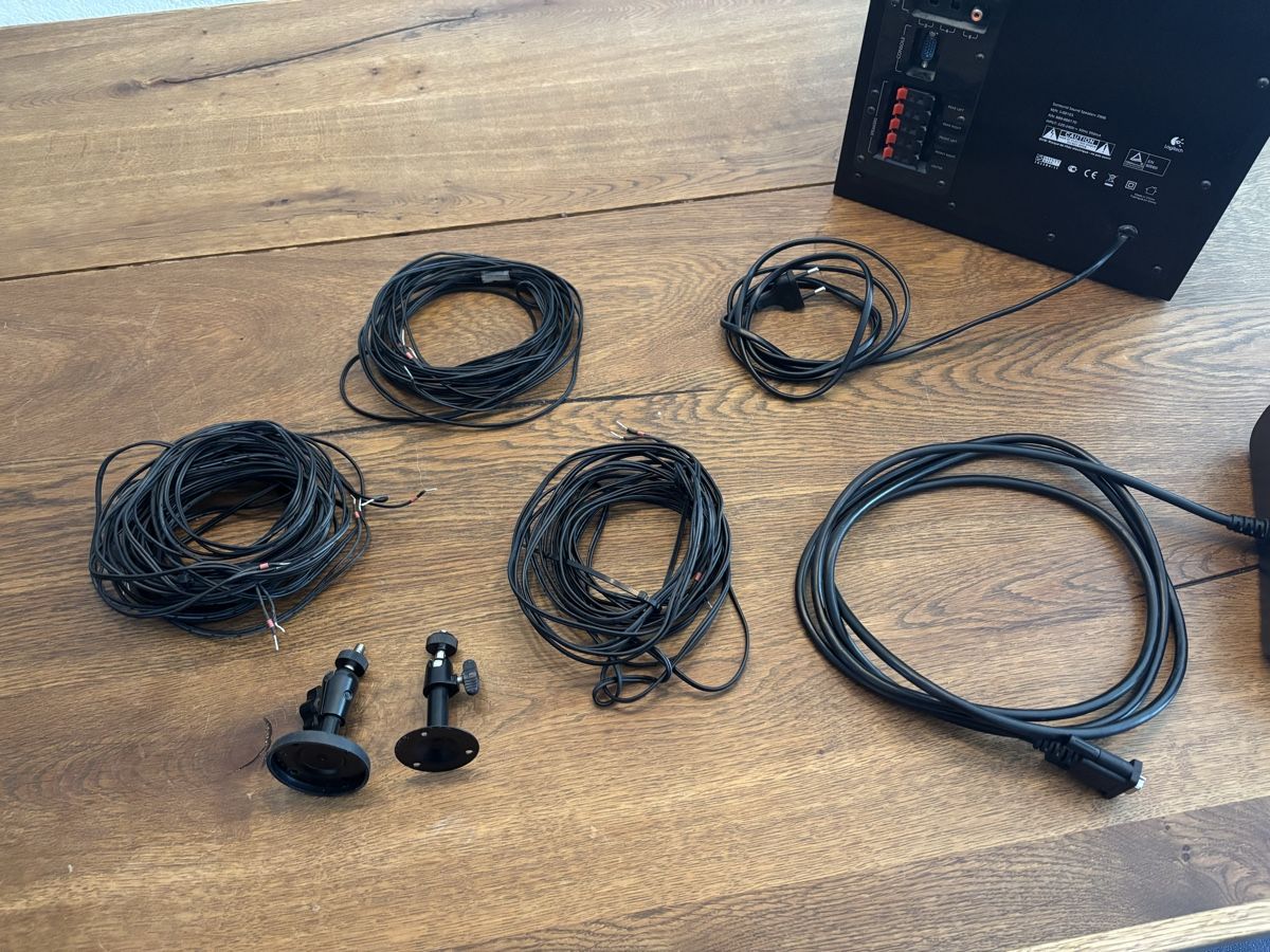 Logitech Home Cinema: Logitech Z906 5.1 Surround Sound System THX mit Subwoofer – Usato da Lyss venduto da Dimiski 6