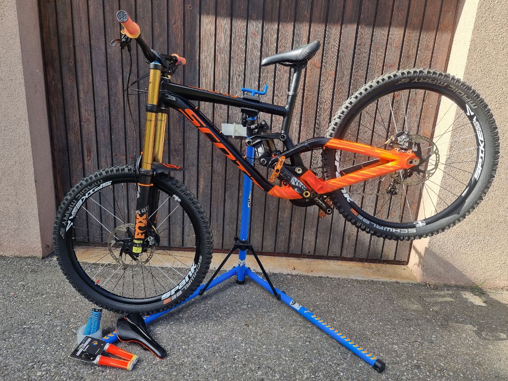 Scott Biciclette: DH scott gambler 710 – Usato da Enney venduto da poussincui