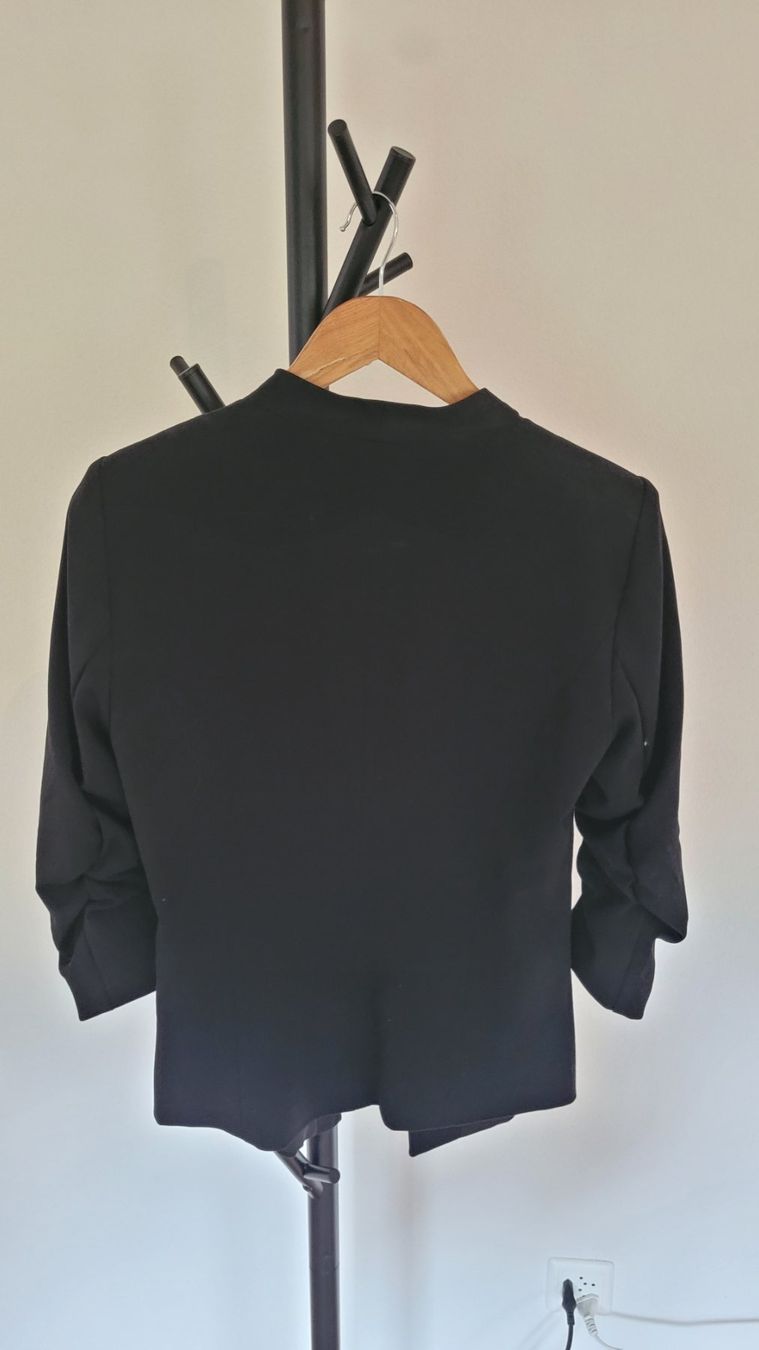 Vila Vestes: Schicker schwarzer Blazer von Vila Gr. S – D'occasion à Gutenswil par schmidii 1