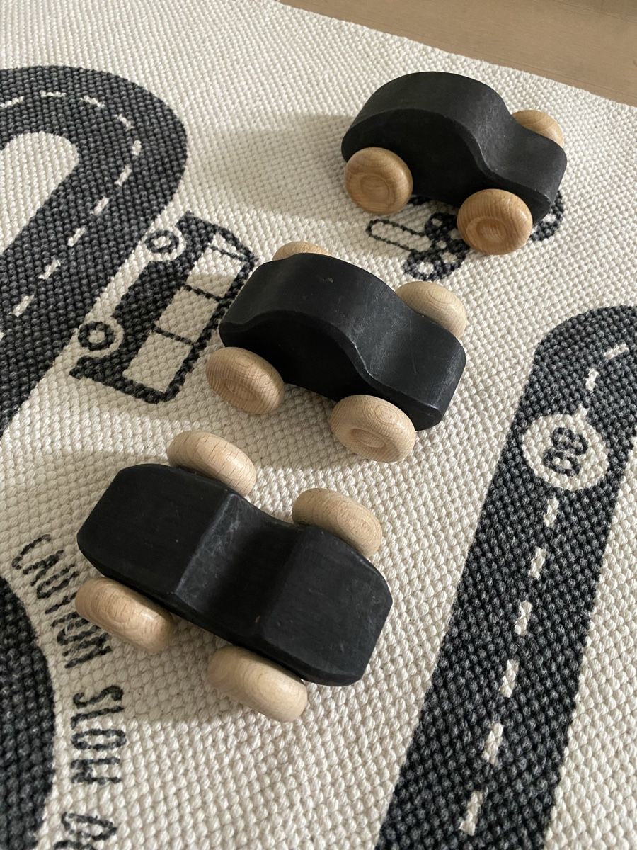 Teppiche: Kinderteppich oyoy und holzautos – Gebraucht aus burgdorf von kaethiduebi 3