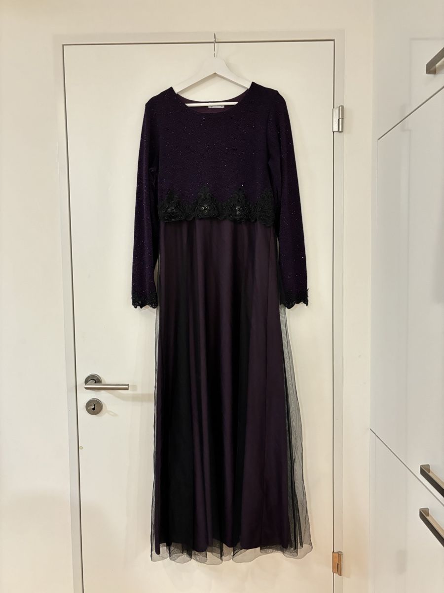 Vestiti: Festliches Kleid violett – Usato da Basel venduto da ukhtyy