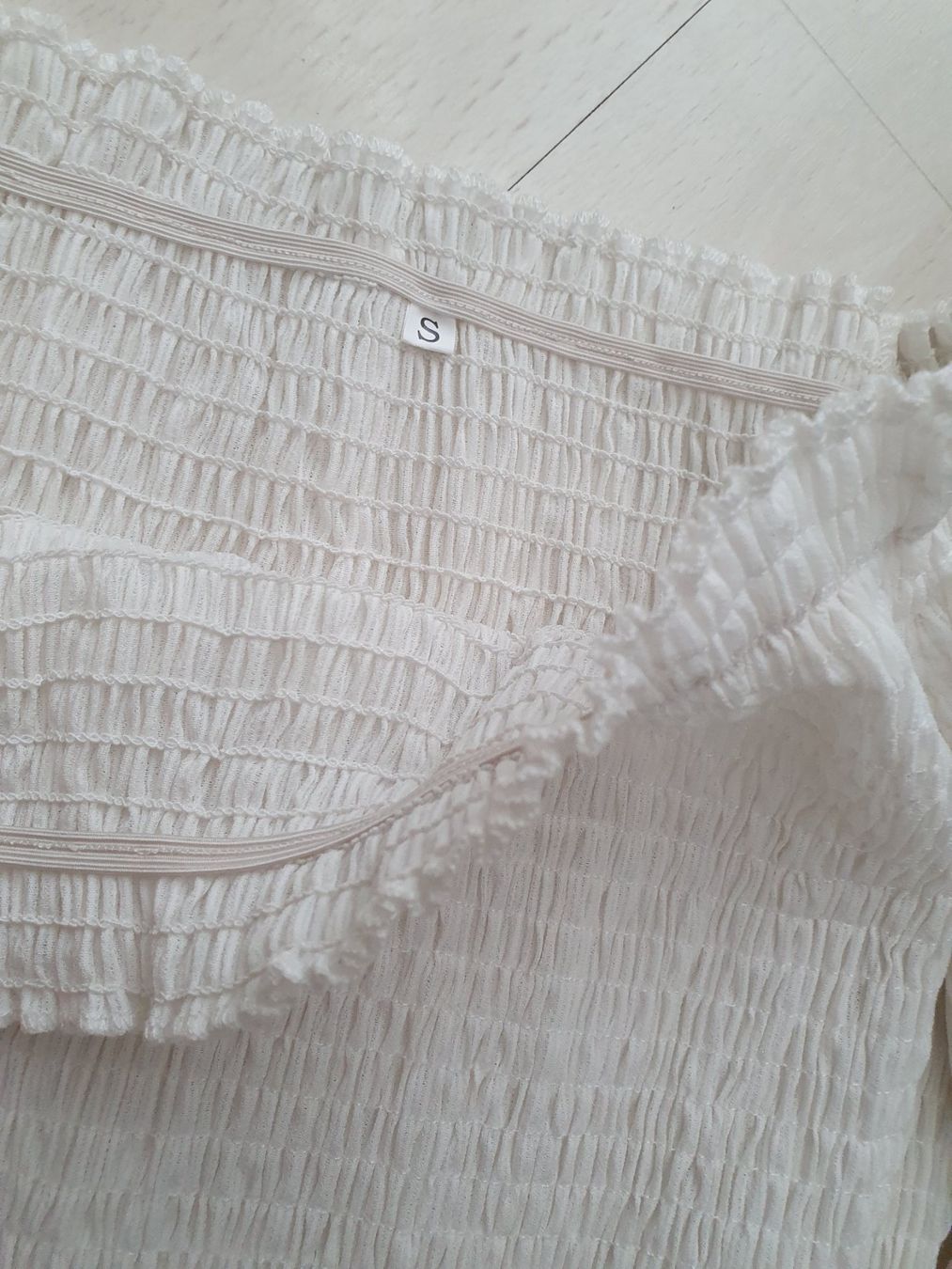 Camicette: Helle Bluse m. Trompetenärmel Gr S – Nuovo (secondo la descrizione) da Münsingen venduto da BlackTears-3 2