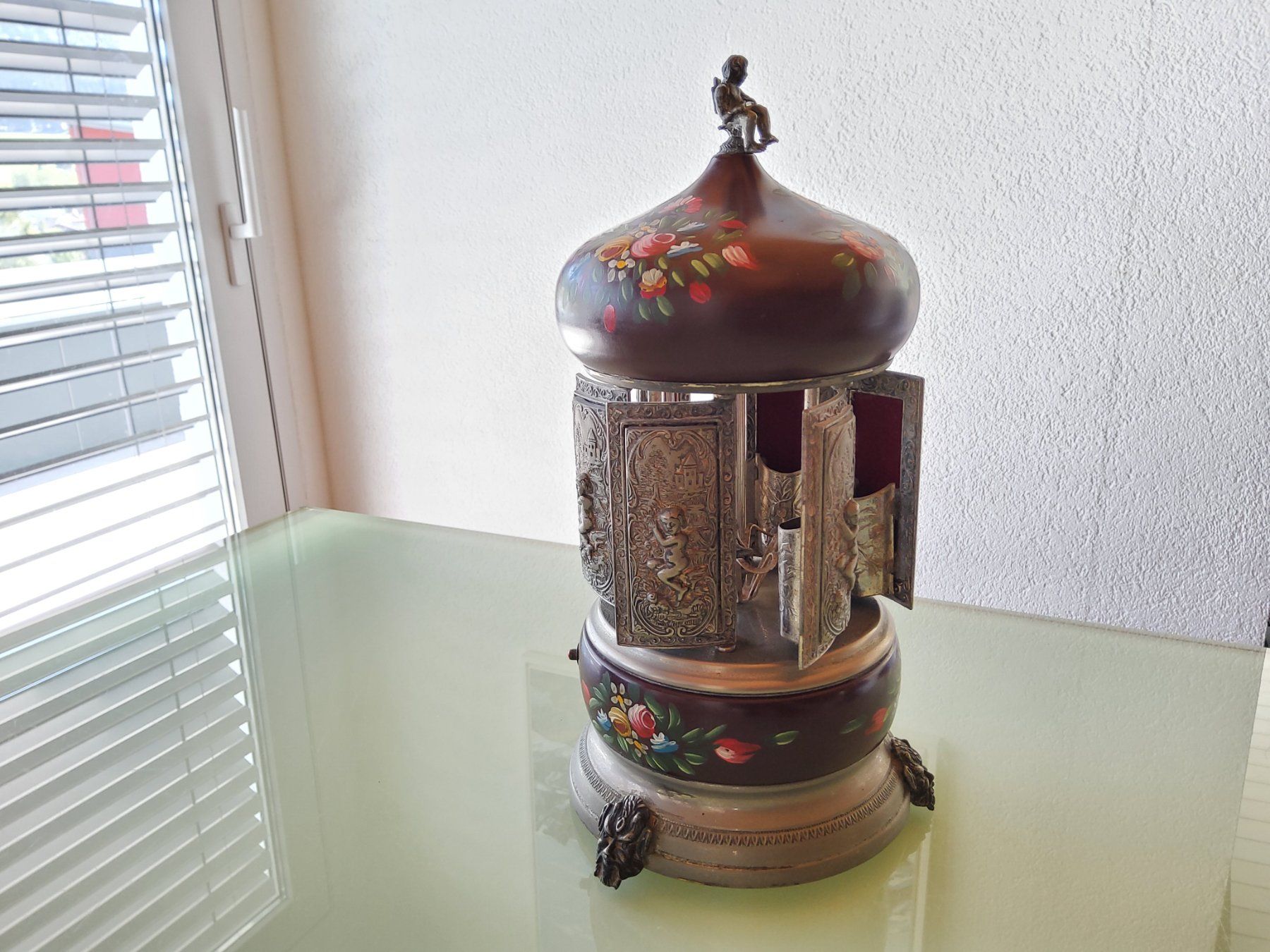 Spieldosen: Carrousel musical vintage  – Gebraucht aus Malleray von Broc-Mo 2