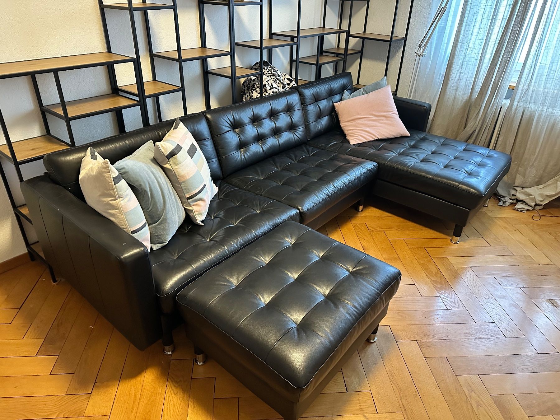 Ikea Sofas: LANDSKRONA 4-er Sofa IKEA + Hocker – D'occasion à Zürich par jes_78gl