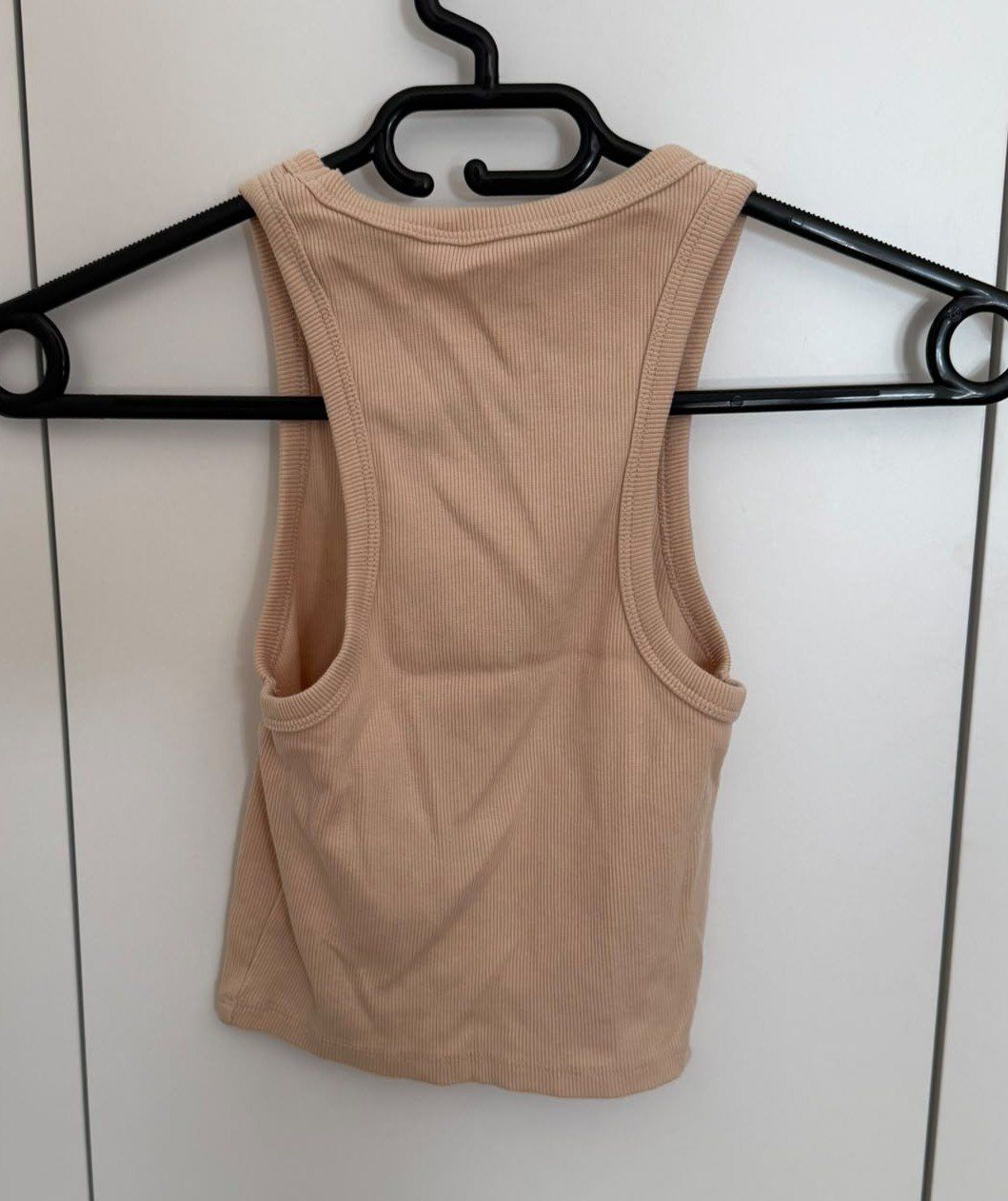 Top: Ripp Crop Top beige Grösse S – Nuovo (secondo la descrizione) da Fällanden venduto da ala_k7vk 1