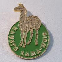 AA196 - Pin Hausi's Lama Weid