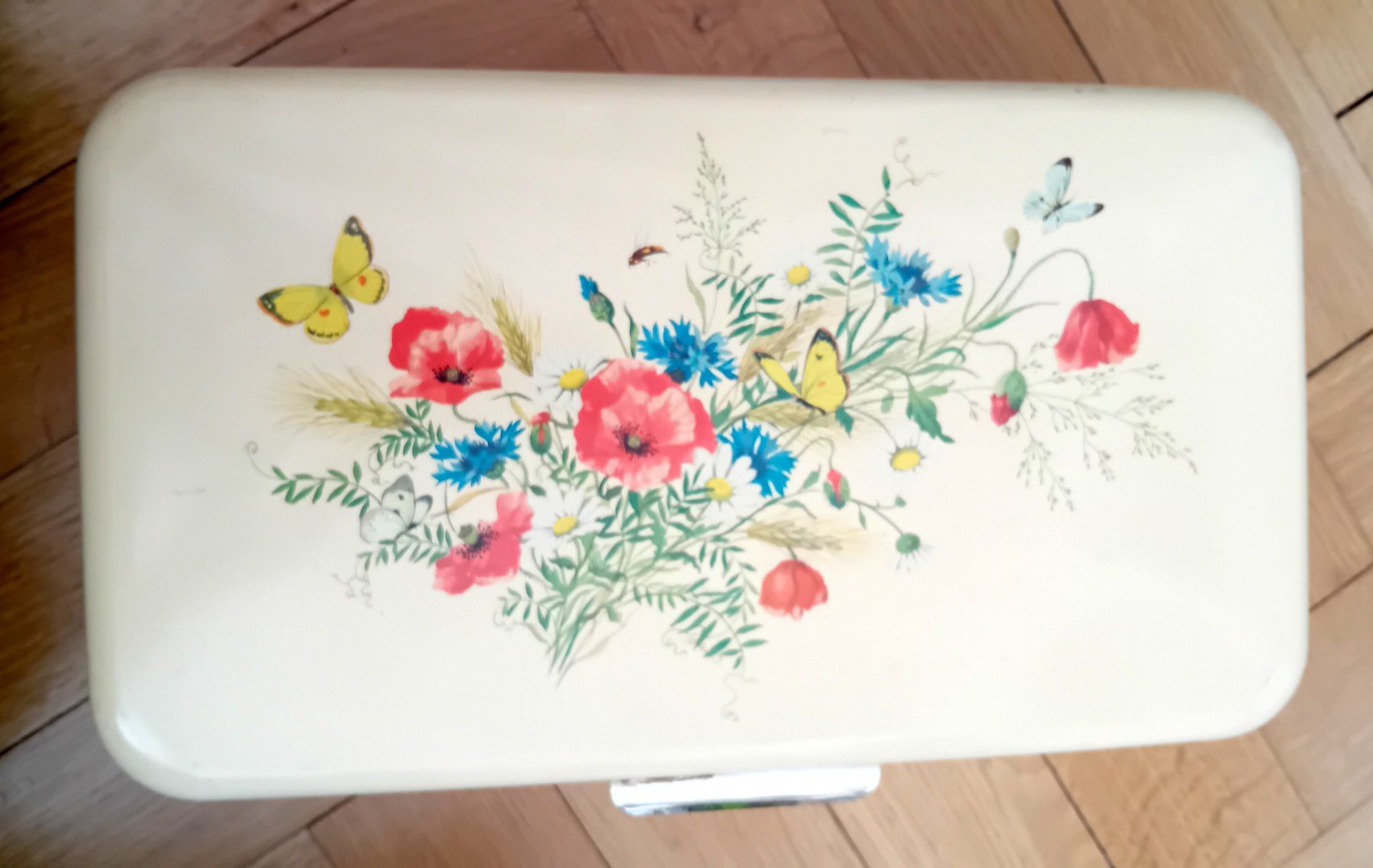 Dosen: Grande boîte à pain vintage, métal, décor prairie et fleurs – Gebraucht aus Neuchatel von Vlenoble 2
