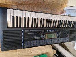 Keyboard Yamaha PSR-420