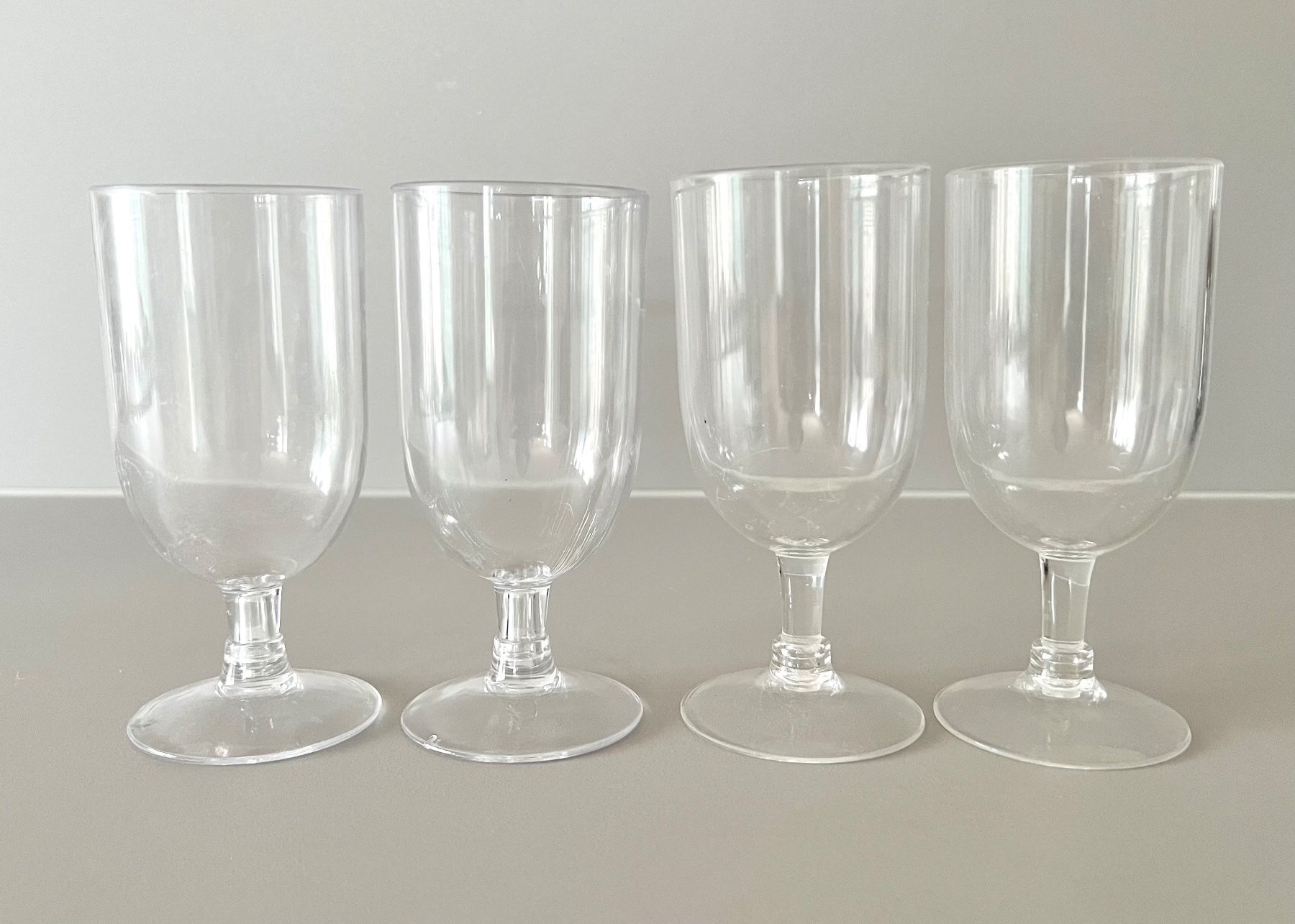Contenitori & Simili: Picknick Becher x 4, 200 ml – Nuovo (secondo la descrizione) da Zürich venduto da berthy