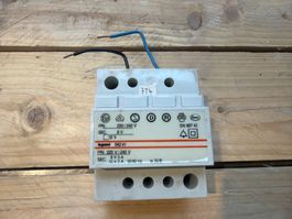 Sonnerie Transformator 220-240V auf 12V 2A 40VA 04241