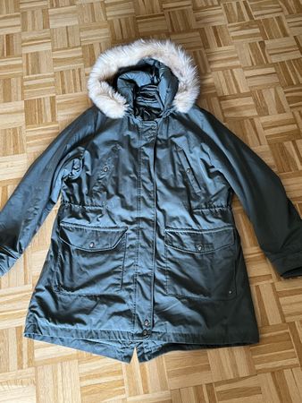 Parka kaki 44 comme neuf 