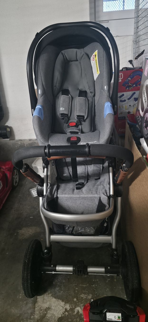 Carrozzine: Kinderkraft Kinderwagen 3in1 – Usato da Luzern venduto da ELpapu 6