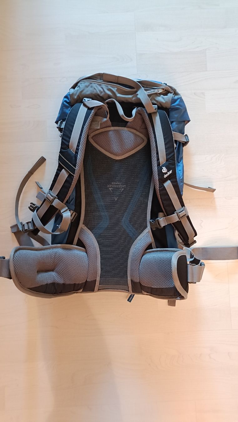 Zaini: Deuter Rucksack 32lt – Nuovo (secondo la descrizione) da Koppigen venduto da Fabi_23 1