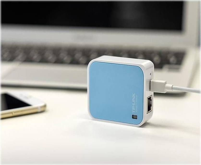 Modem & Router: TP-LINK TL-WR802N Router – Usato da Pieterlen venduto da Tobias2011