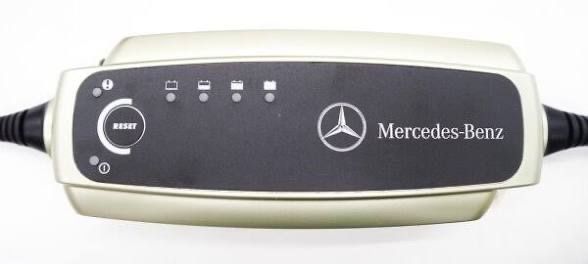 Caricabatterie: Mercedes-Benz Batterieladegerät – Nuovo e nell'imballaggio originale da Oberentfelden venduto da diamond_82 2