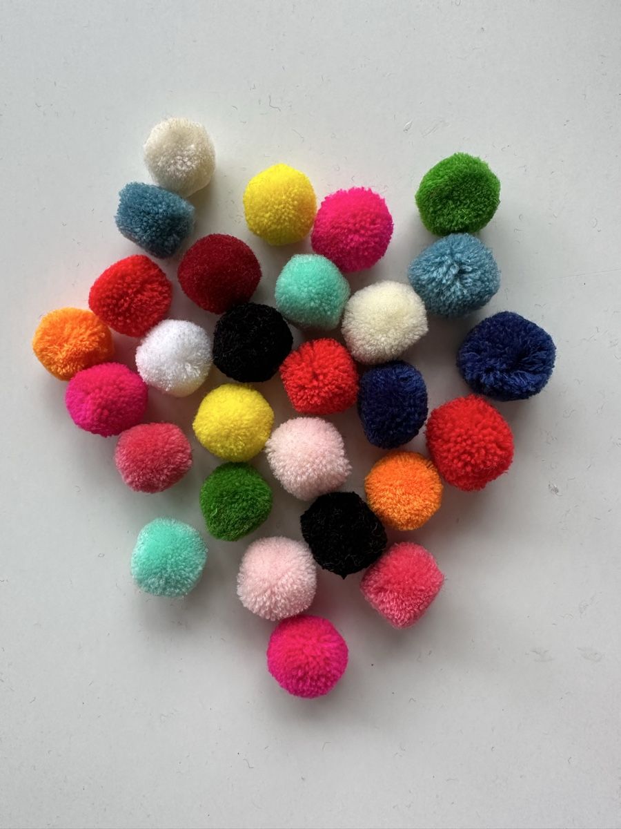 Kit bricolage: Bastelset Pompons bunt sortiert diverse Farben neu – Nuovo (secondo la descrizione) da Zürich venduto da Emil0608 1