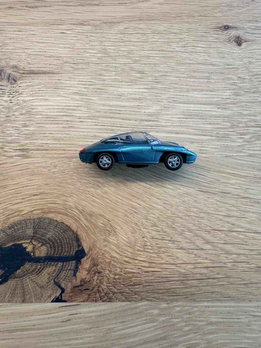 Porsche Modellini d'auto: Modellauto Porsche Panamerica – Usato da Uznach venduto da Martina191185 1