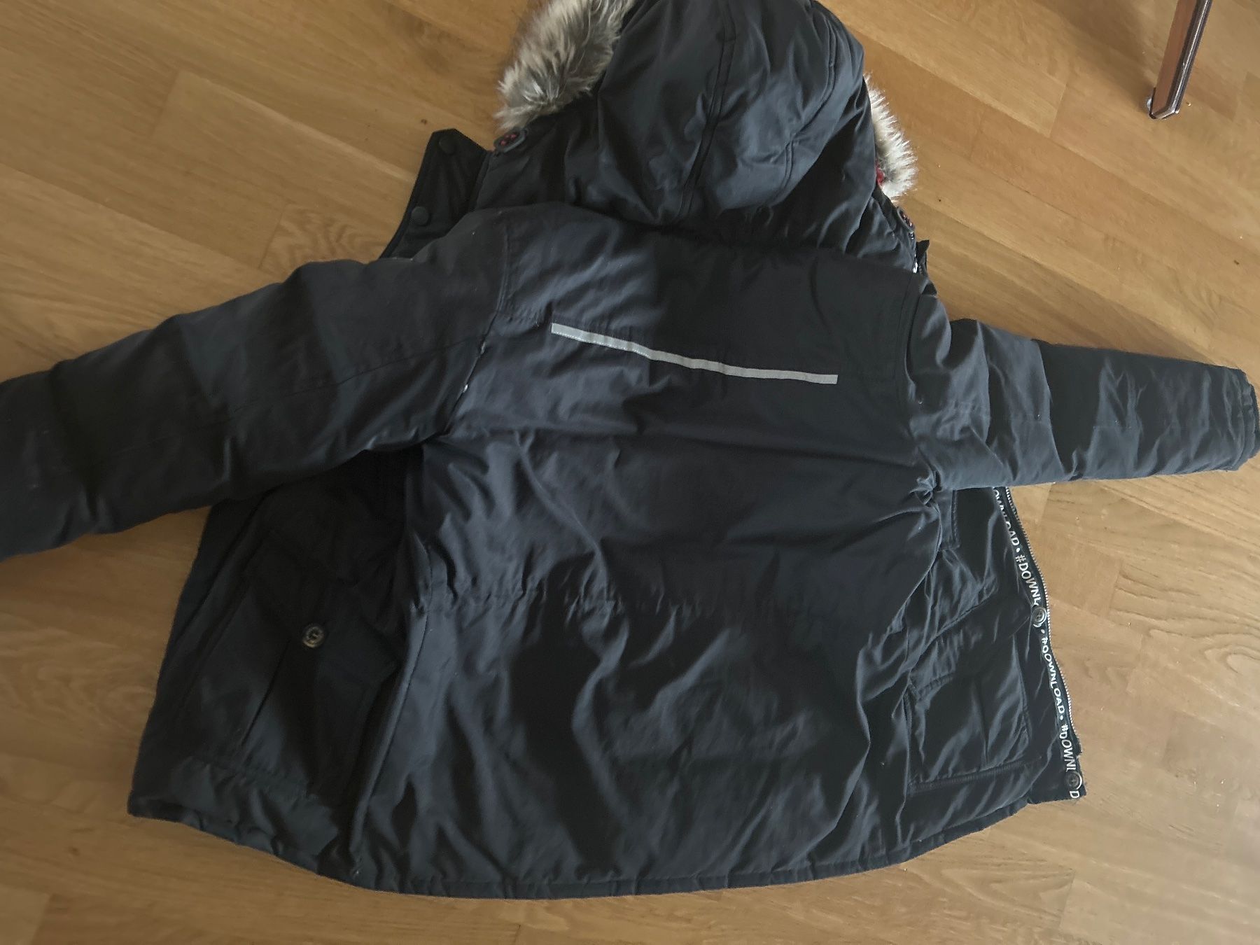 C&A Giacche & Cappotti: Winterjacke Daunen Jungen – Usato da Schlieren venduto da Gizmo8952 4