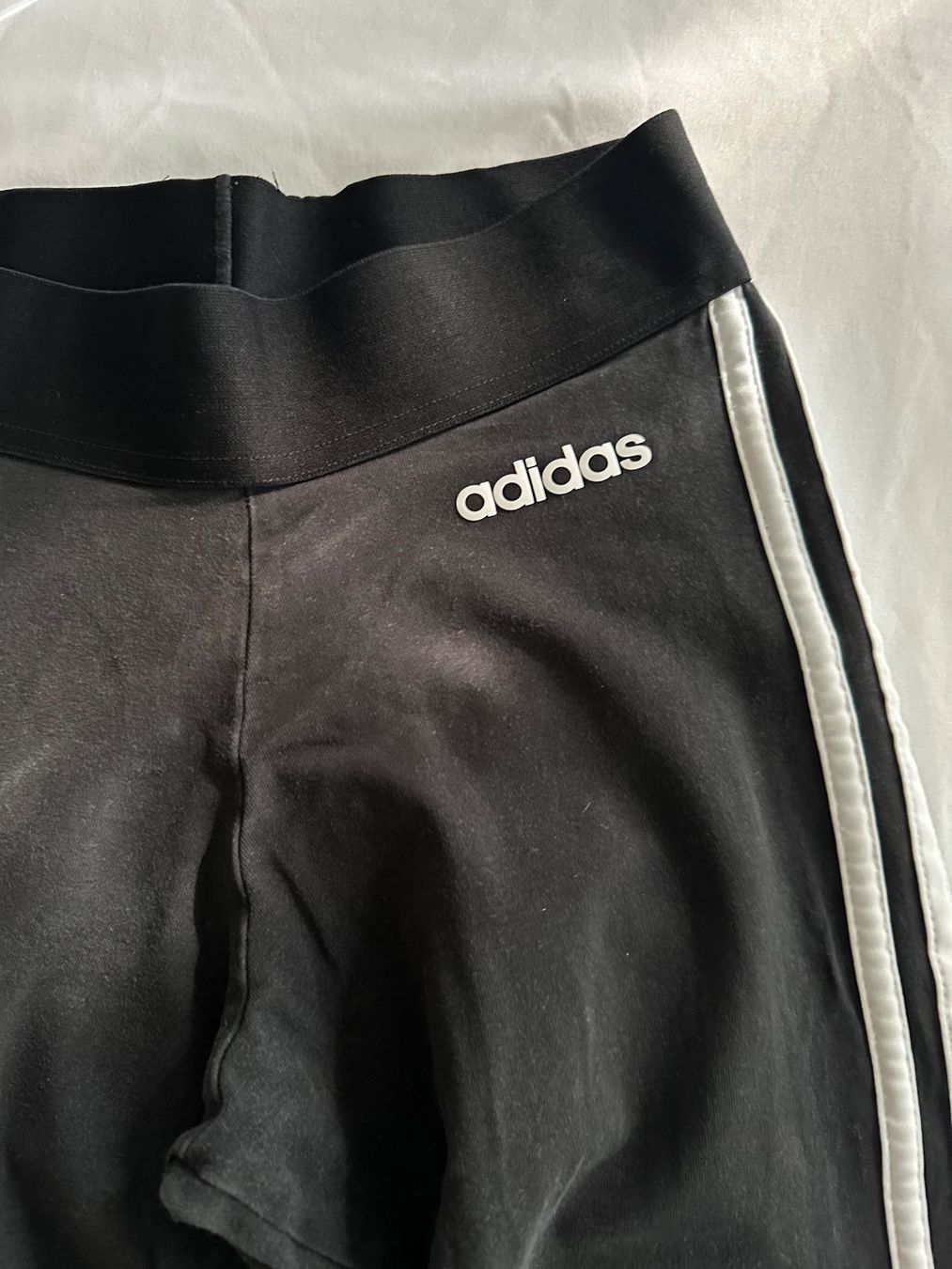 Adidas Leggings: Legging Adidas (XS) – Usato da Chalais venduto da marie.line 2