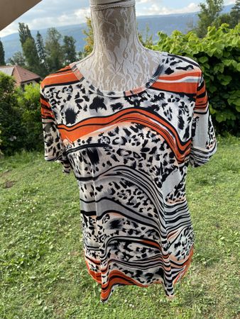 Damen T-Shirt, Wildes Muster, Größe M Sommer Frühling 66