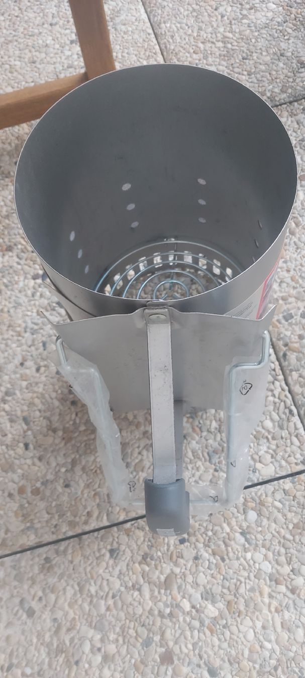 Grils: Weber Rapidfire cheminée starter BBQ neuf – Neuf avec emballage d'origine à Montreux par Daisyy01 2