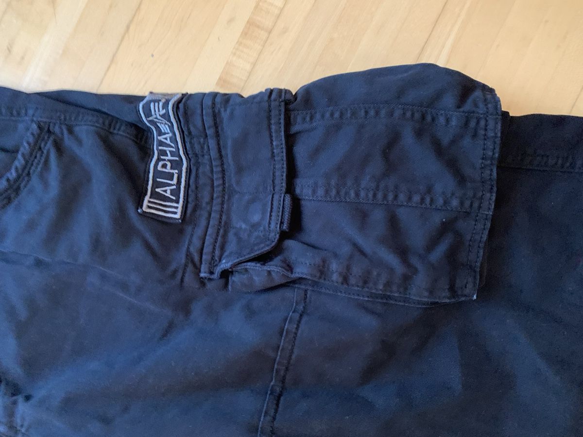 Alpha Industries Pantaloni: Alpha Jet Cargo Pants Gr. 31 – Usato da Killwangen venduto da Zermatt5 1