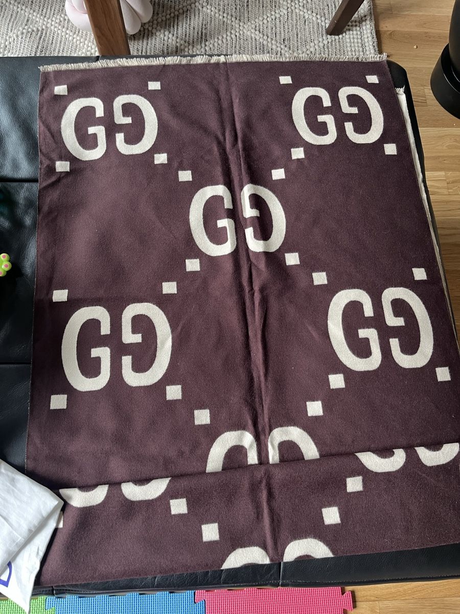 Gucci Foulard & Sciarpe: Gucci Schal GG – Usato da Ebikon venduto da loy_wjg6