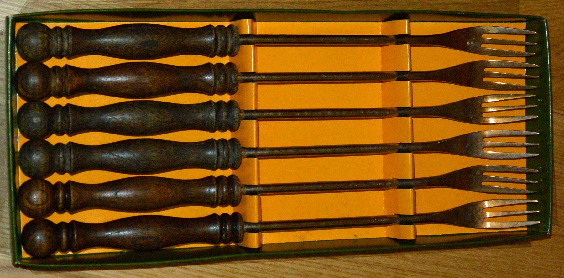 Set di piatti: Fondue Caquelon Set von Landert komplett – Usato da Spreitenbach venduto da jeepsirene 2
