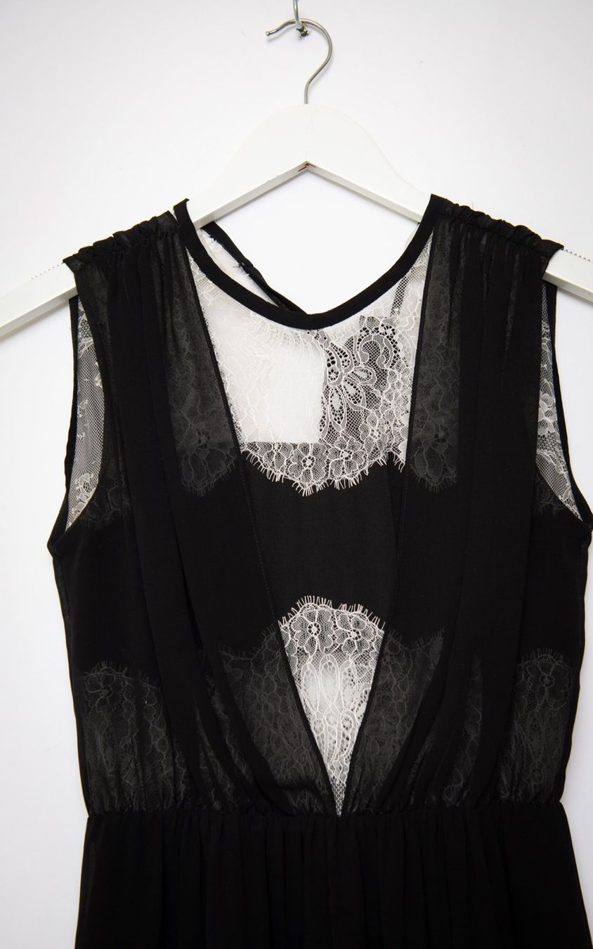 Sandro Vestiti: SANDRO Paris Lace Dress - Gr. S – Usato da Illnau venduto da Monkky 7