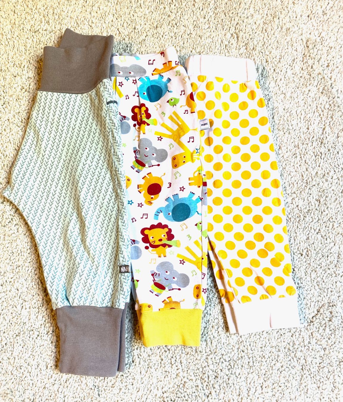 Lotti & Set di vestiti: Mädchen Pumphosen 3 Stk.,  Gr. 56 Gr, - Gr. 80 – Usato da Uster venduto da ros_pym8 1