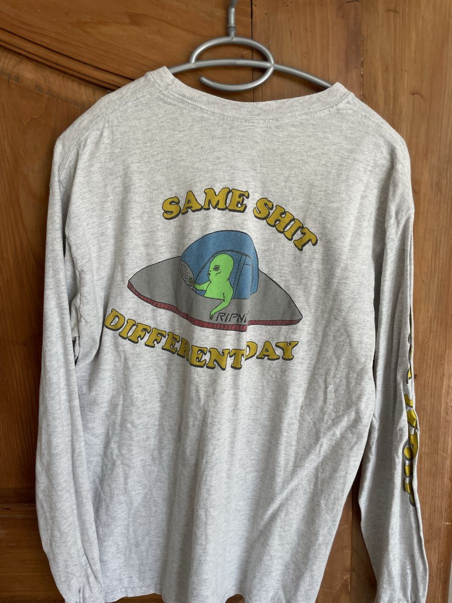 Ripndip T-shirt: T-shirt longue manche RIPNDIP – Usato da Colombier NE venduto da thomasarquint 3