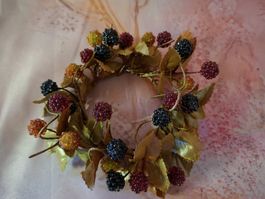 neu: Brombeer Kranz mit Beeren und Blättern, Dekoration