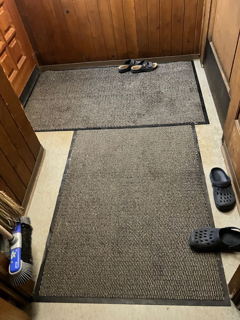 Tapis: Zwei grosse drei kleinere Teppiche – D'occasion à Simplon Dorf par fraueulalia 3