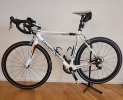 Vélo de route en carbone