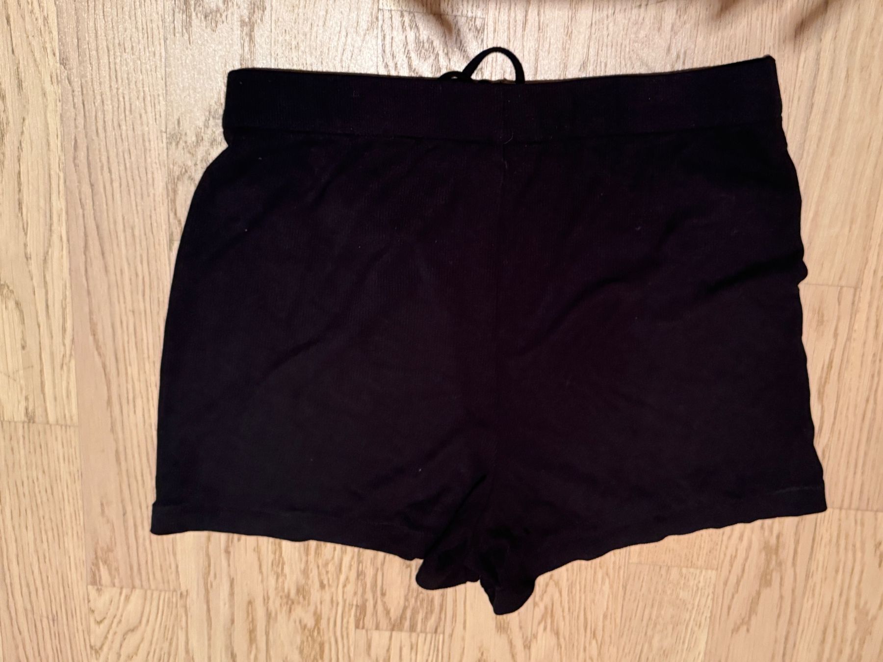 Skims Negligees & Pigiami: Skims Soft Lounge Sleep Set in Schwarz – Usato da Meilen venduto da Emma_321 4