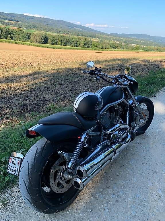 Chopper: Harley Davidson V-Rod 2008 – Usato da Therwil venduto da lucienmilliet 1