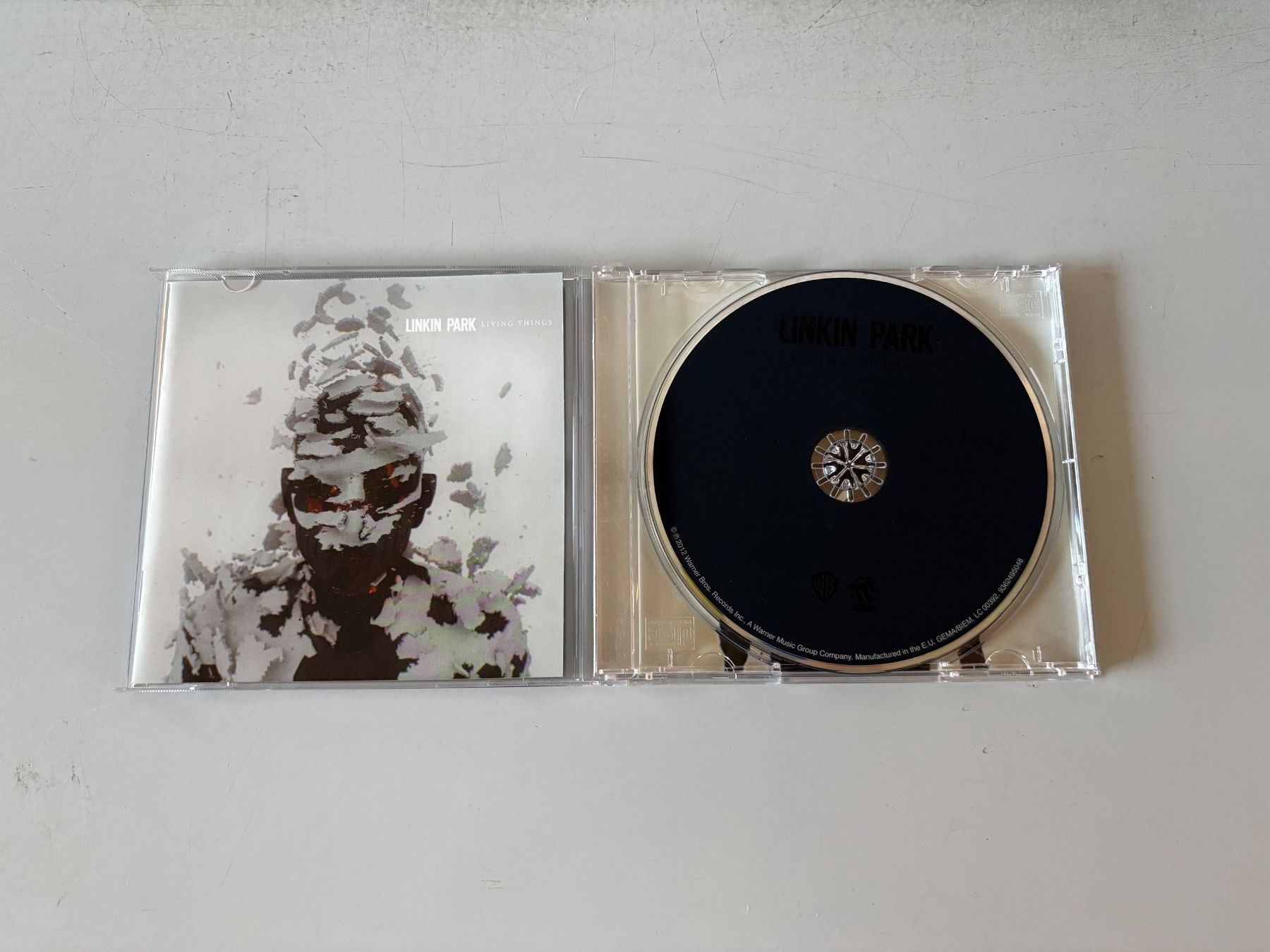 CD: LINKIN PARK Living things CD Alternative – Usato da Wiedlisbach venduto da Andrisa