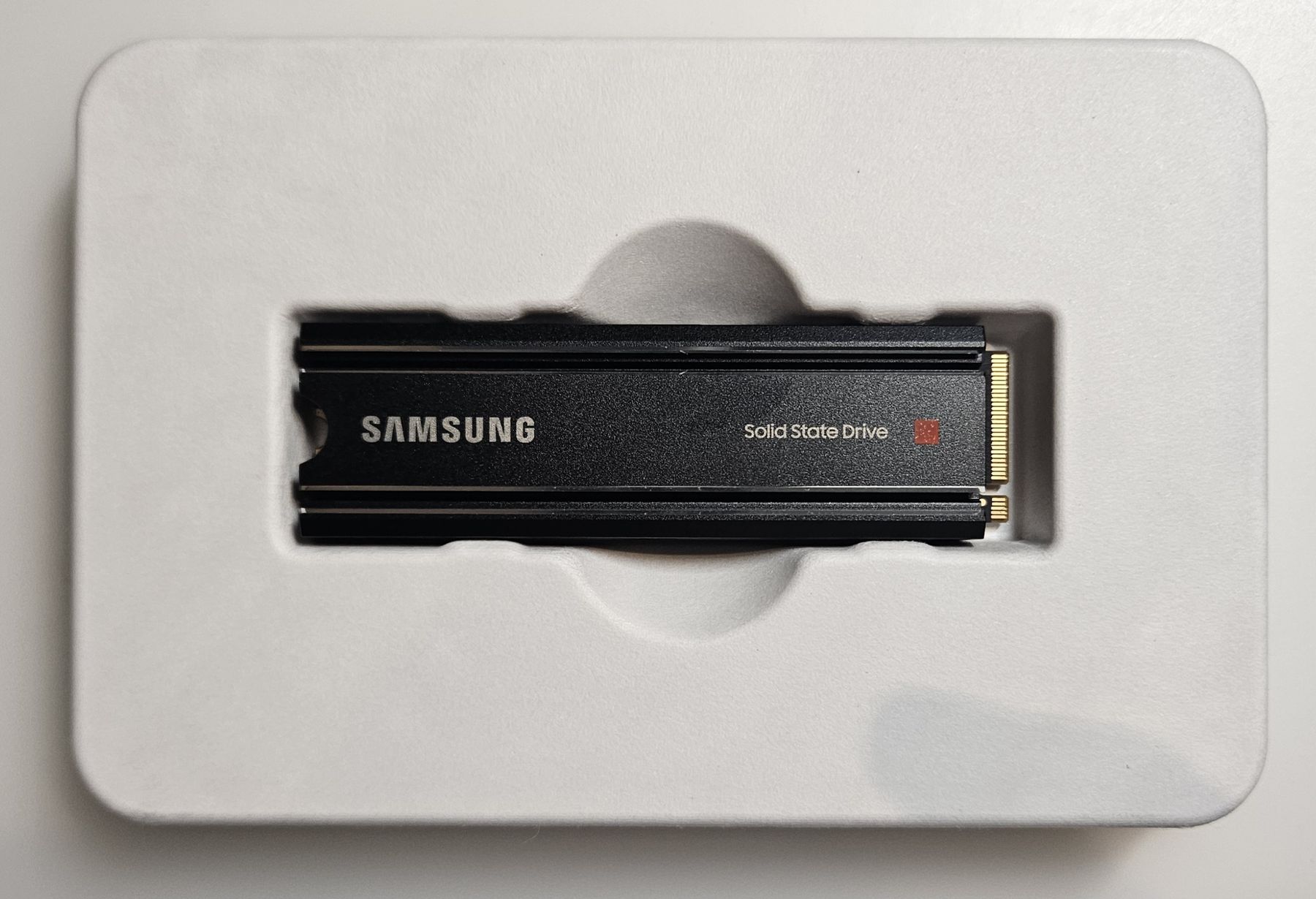 Samsung Dischi rigidi: Samsung 980 Pro 1TB M.2 SSD mit Heatsink – Nuovo (secondo la descrizione) da St. Gallen venduto da dar_7v8f 2