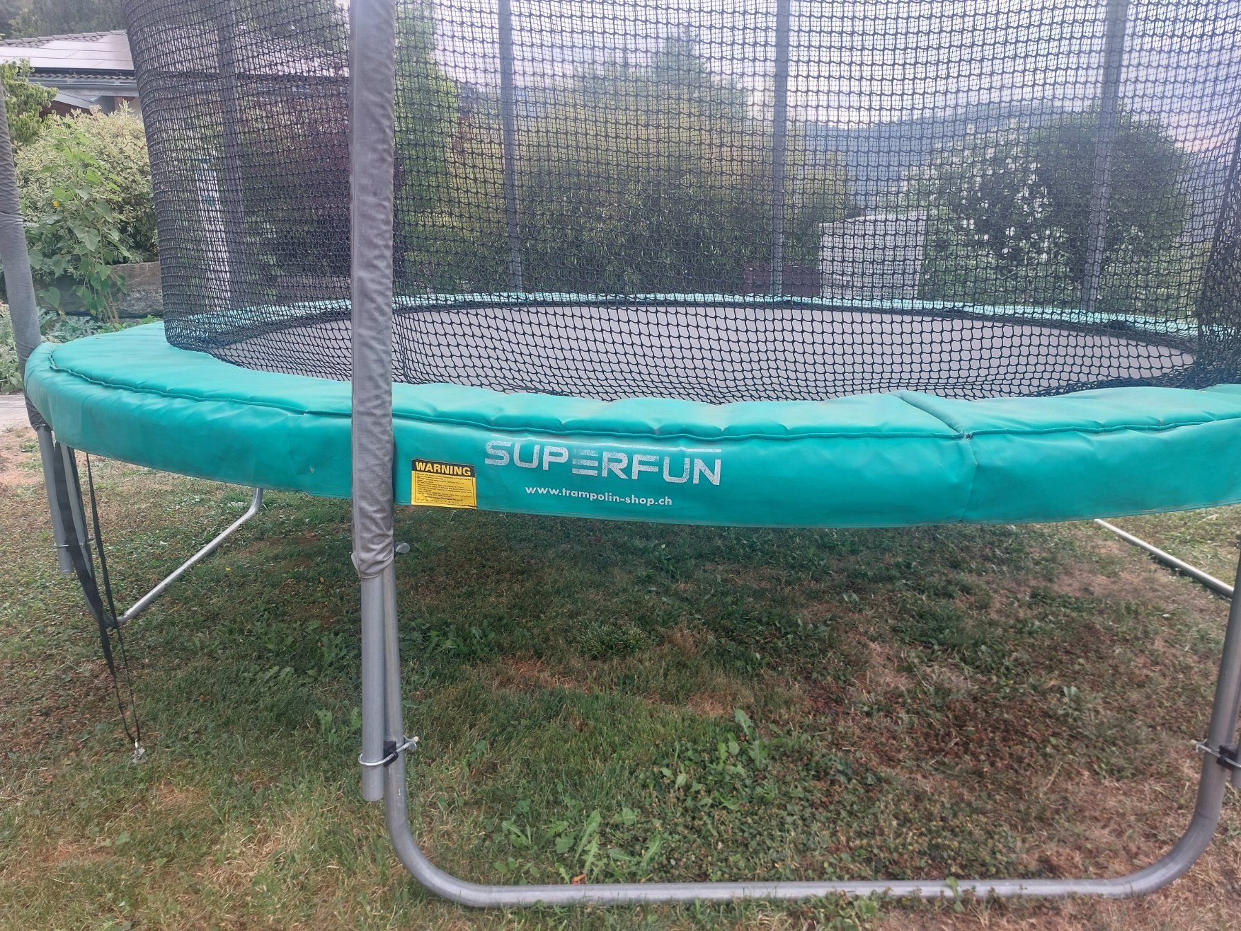 Trampoline: Grand trampoline – Gebraucht aus Sonceboz-Sombeval von sarahcorbat 1