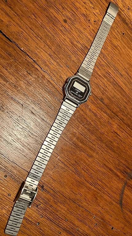 Casio Orologi: Casio LW 101 vintage lady – Usato da Vezia venduto da Curzio83