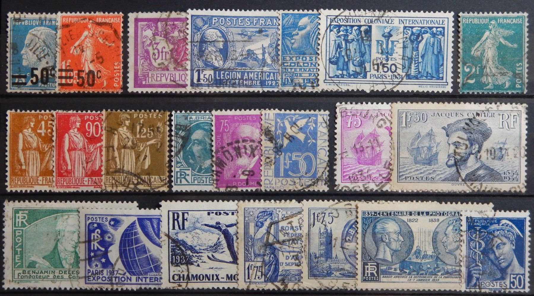 Tutti i francobolli: Frankreich ex. Kat. 204-446 gest. 1926/39 – Usato da Zürich venduto da Muehlekauf