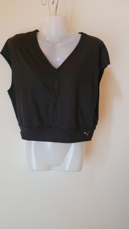 Puma Sportoberteil schwarz kurz geschnitten M Joga Shirt
