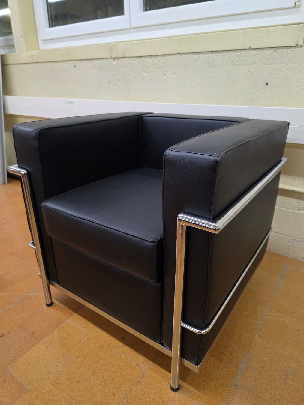 Poltrone: Designer Sessel LC2 Kunstleder  – Nuovo (secondo la descrizione) da Lichtensteig venduto da Polsterwerk