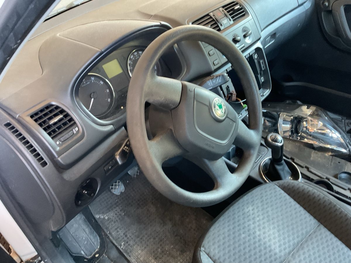 Skoda Automobili: Skoda Roomster 1.2 – Difettoso da Goldau venduto da pirana7 3