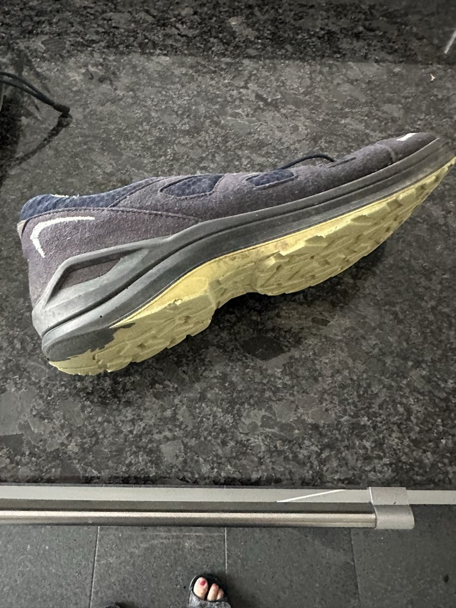 Lowa Scarpe per ragazze: Wanderschuhe Lowa, Gr. 39, 51/2 – Usato da Lostorf venduto da Esther26341 1