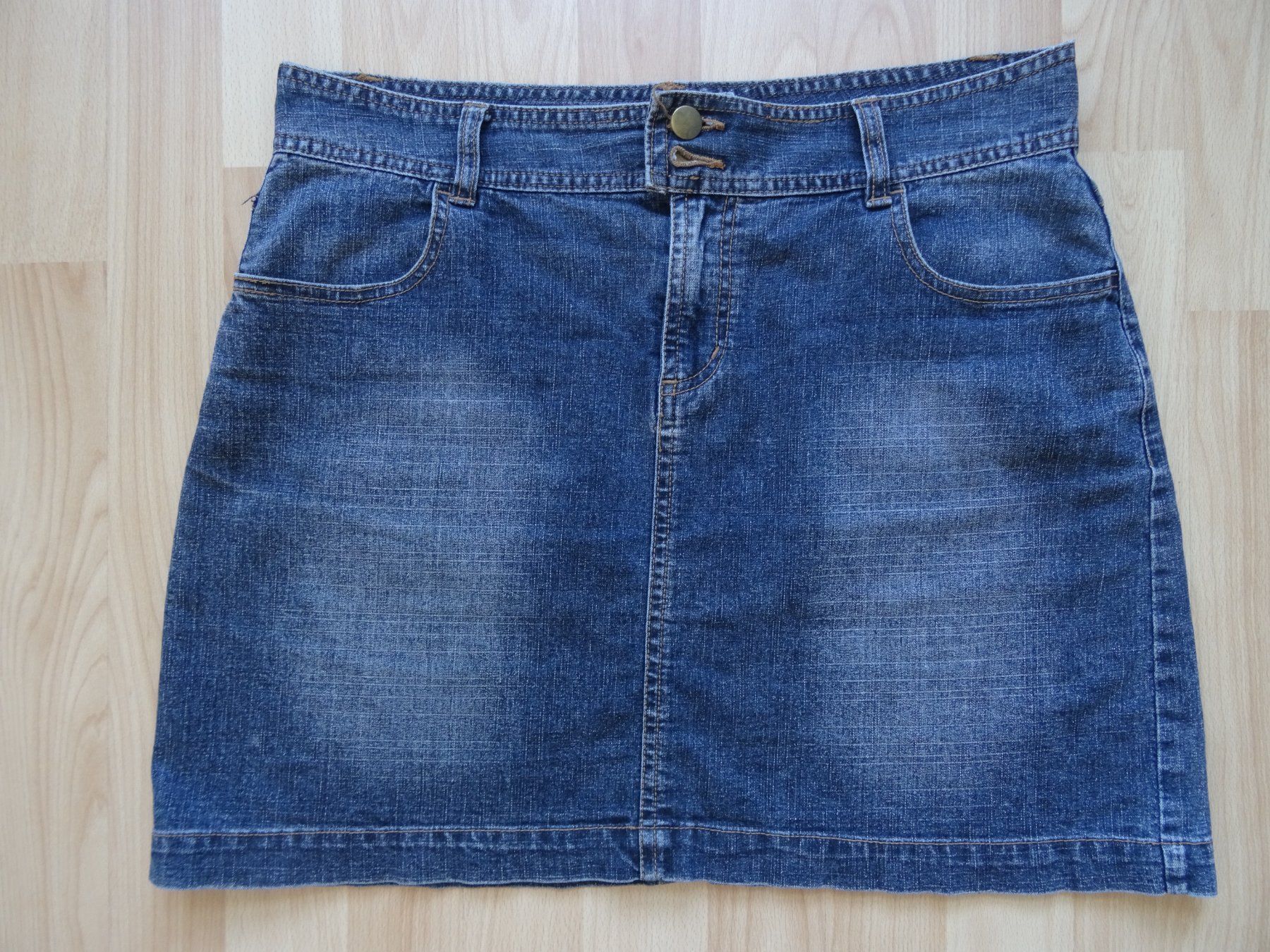 Gonne: Jeansjupe, Jupe, Rock, Gr. M/38-40, mit Elastan – Nuovo (secondo la descrizione) da Bazenheid venduto da Aebi55