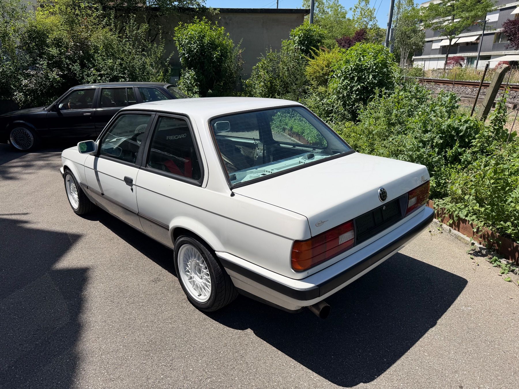 BMW Autos: BMW 316i E30 Handschalter, Shadowline, Schiebedach – Defekt aus Frauenkappelen von Egger-Ernst 2