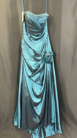 Abendkleid Teal Green Glitzersteinen neu mit Etikett/ Gr. 34